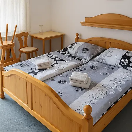 Banderas 招待所